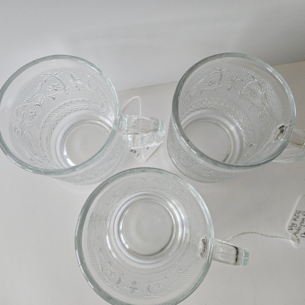 Vtg KIG Malaysia Fleur De Lis Glass Mugs - SET of 3 - Picture 2 of 8
